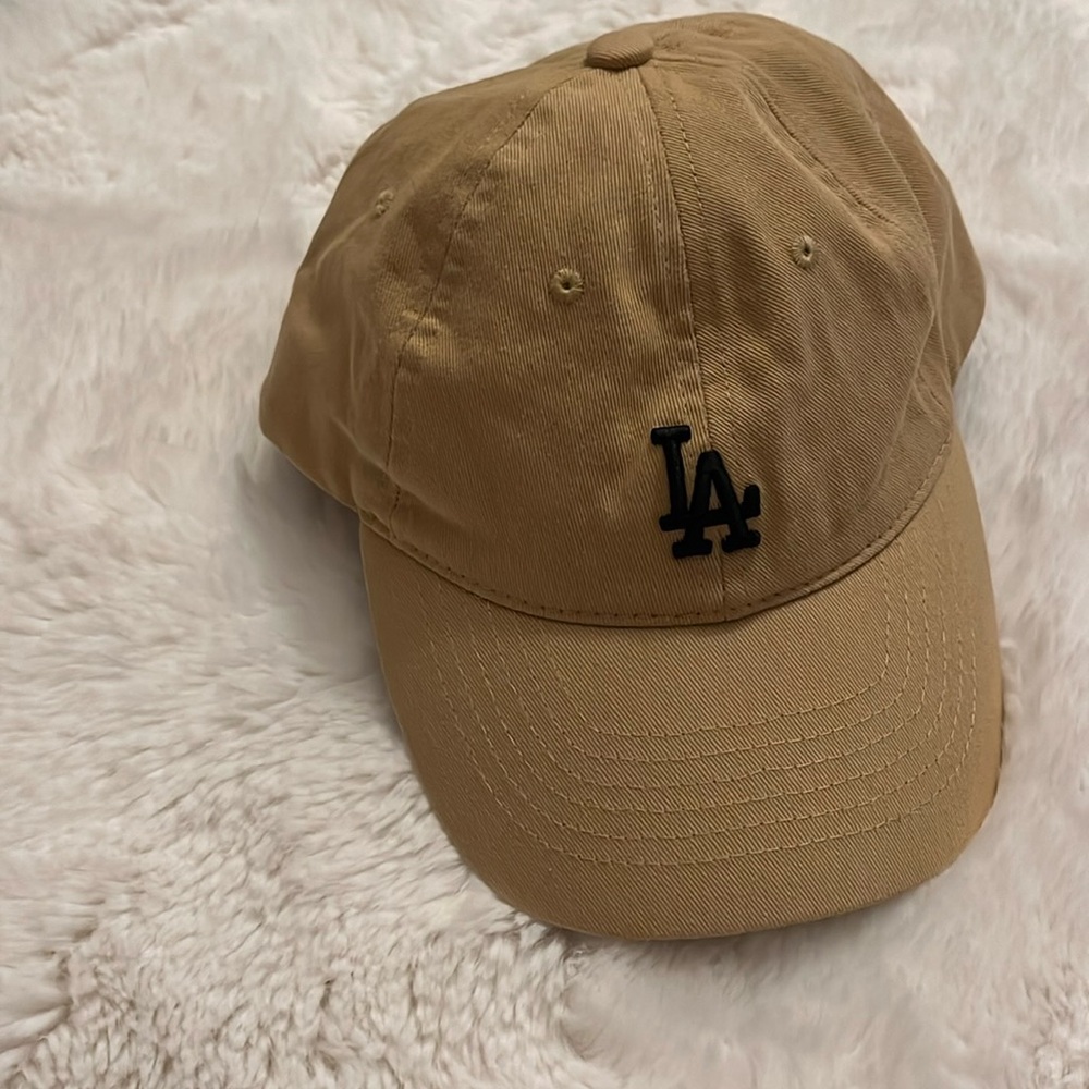 MLB hat